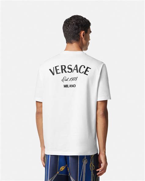 abbigliamento versace a milano|versace milano t shirt.